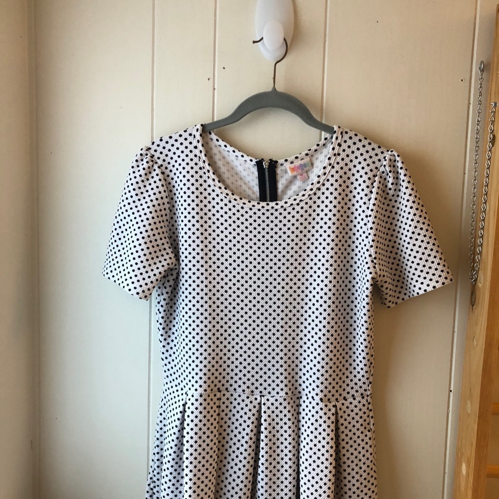 LULAROE Amelia Black Polka Dot High Waist S/S Size Medium Dress